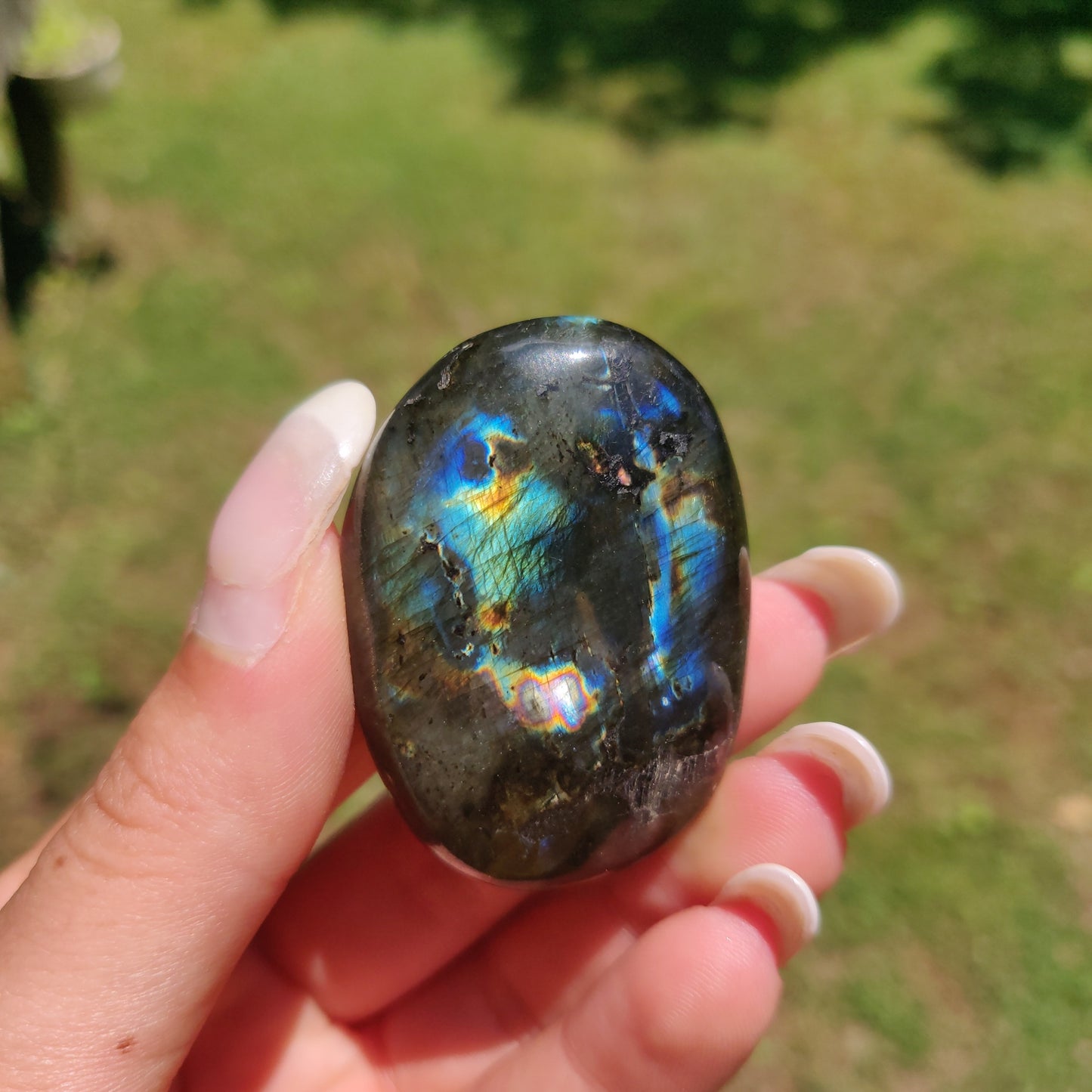 Labradorite Palm Stone (#303) - Simply Affinity