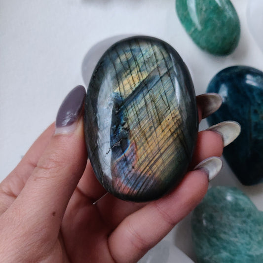 Labradorite Palm Stone (#82H) - Simply Affinity