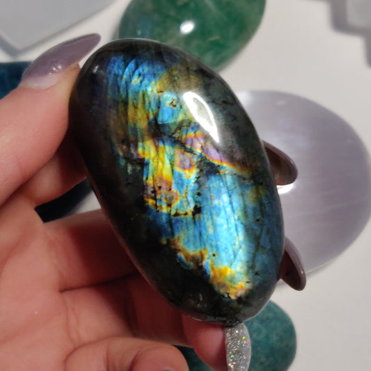 Labradorite Palm Stone (#11) - Simply Affinity