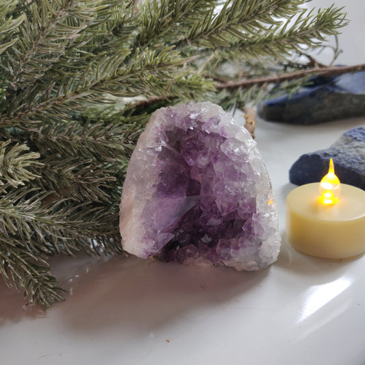 Amethyst Geode Free Form, Cut Base (#5) - Simply Affinity