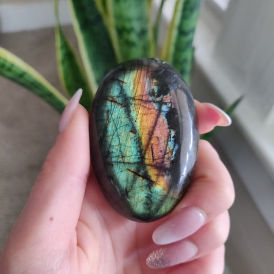 Labradorite Palm Stone (#132A) - Simply Affinity