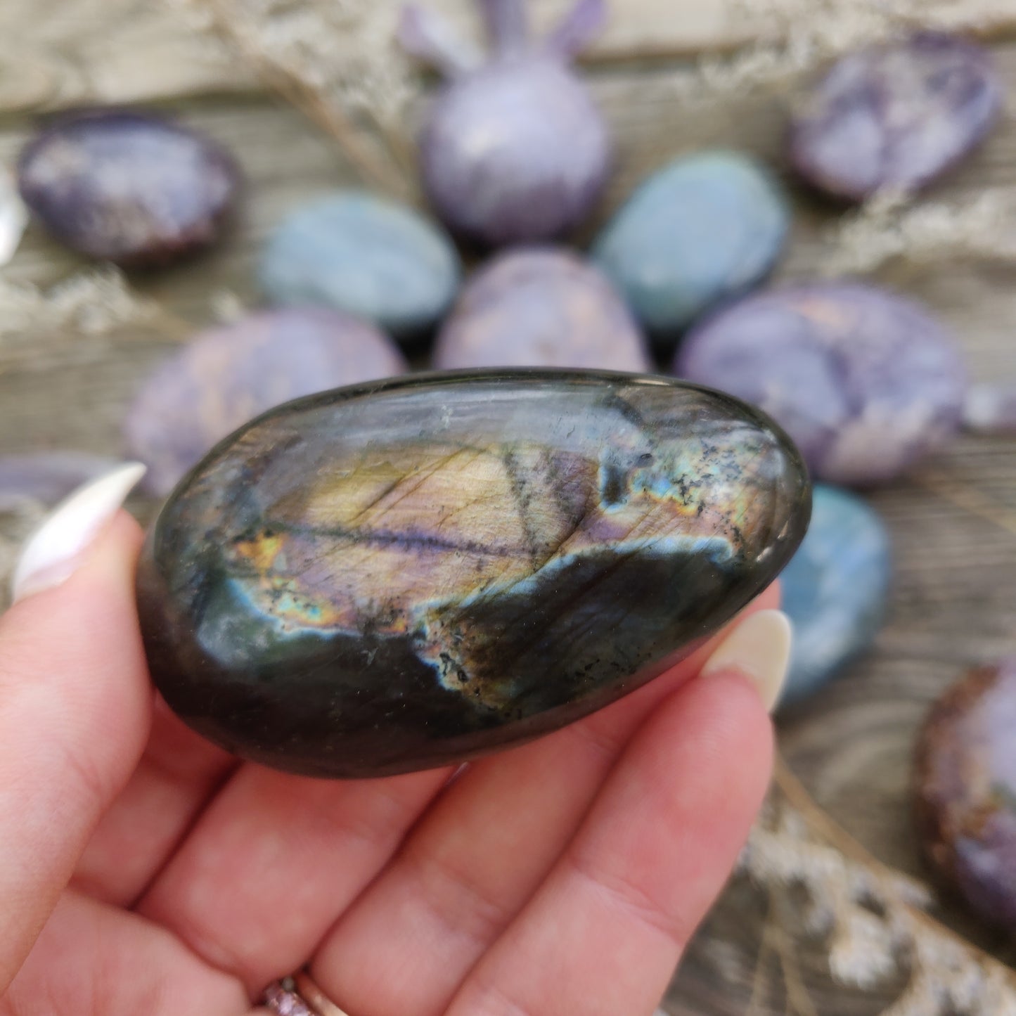 Labradorite Palm Stone (#206) - Simply Affinity