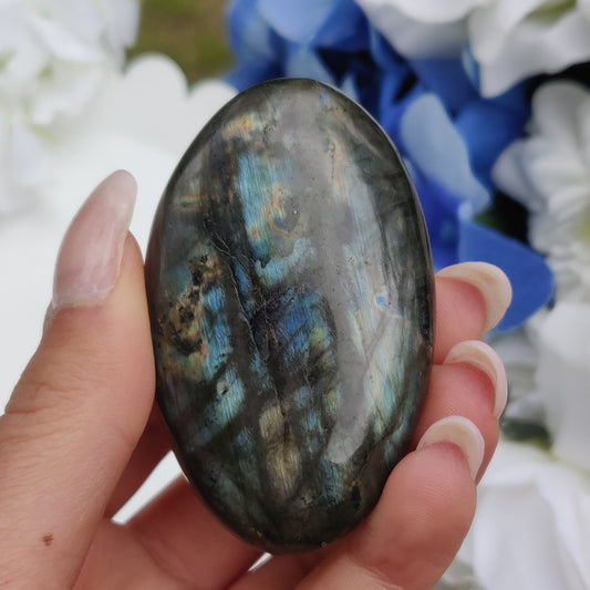 Labradorite Palm Stone (#223) - Simply Affinity