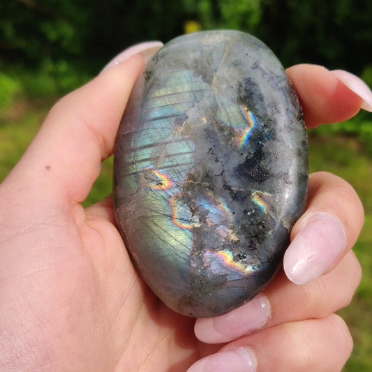 Labradorite Palm Stone (#229) - Simply Affinity
