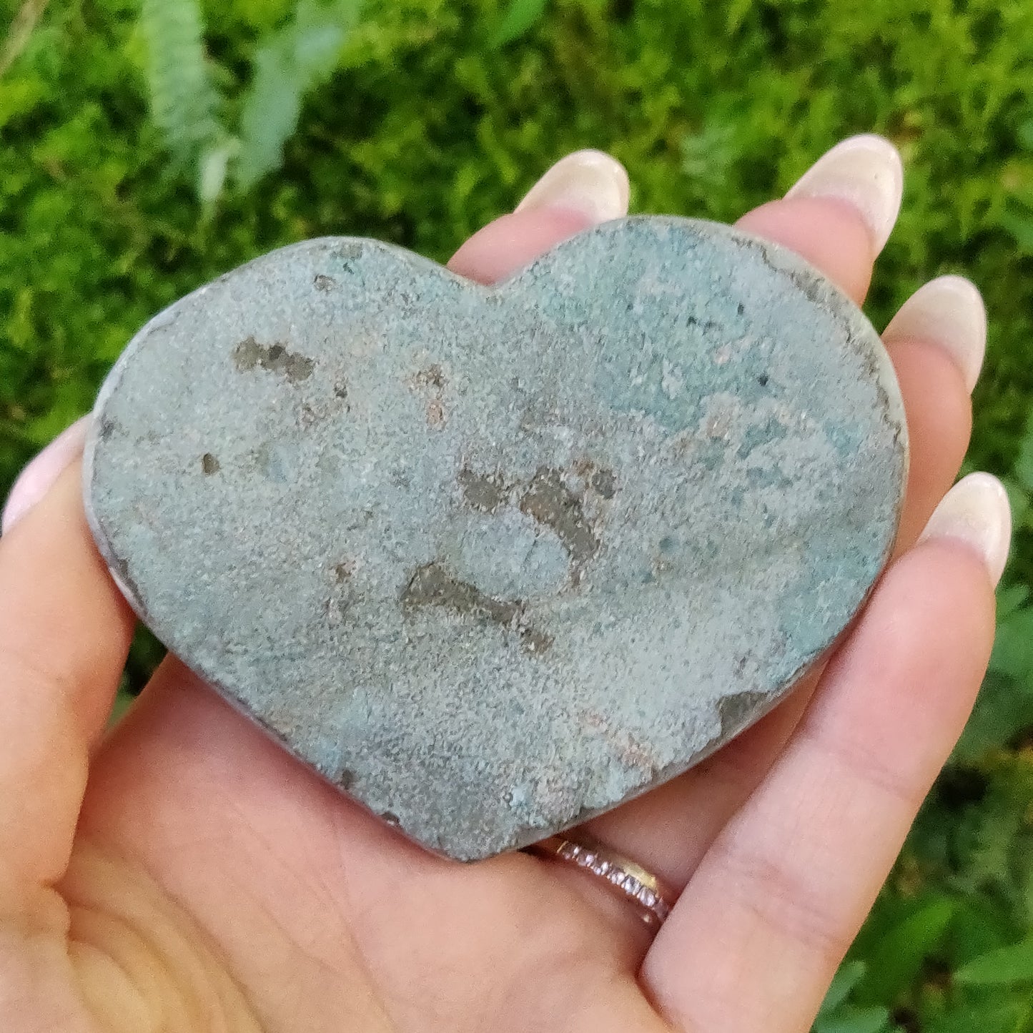 Aura Amethyst Heart (#24) - Simply Affinity