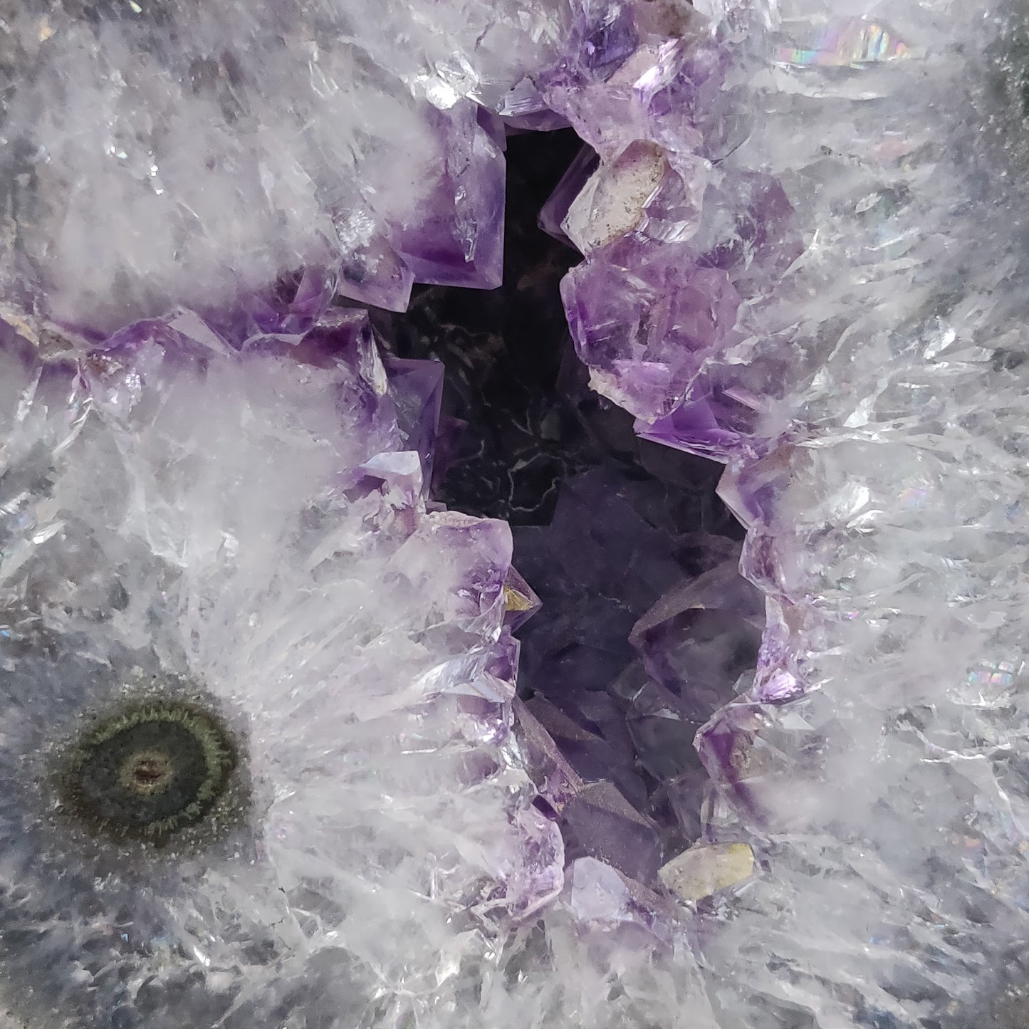 Amethyst Desktop Cathedral (#4) - Simply Affinity