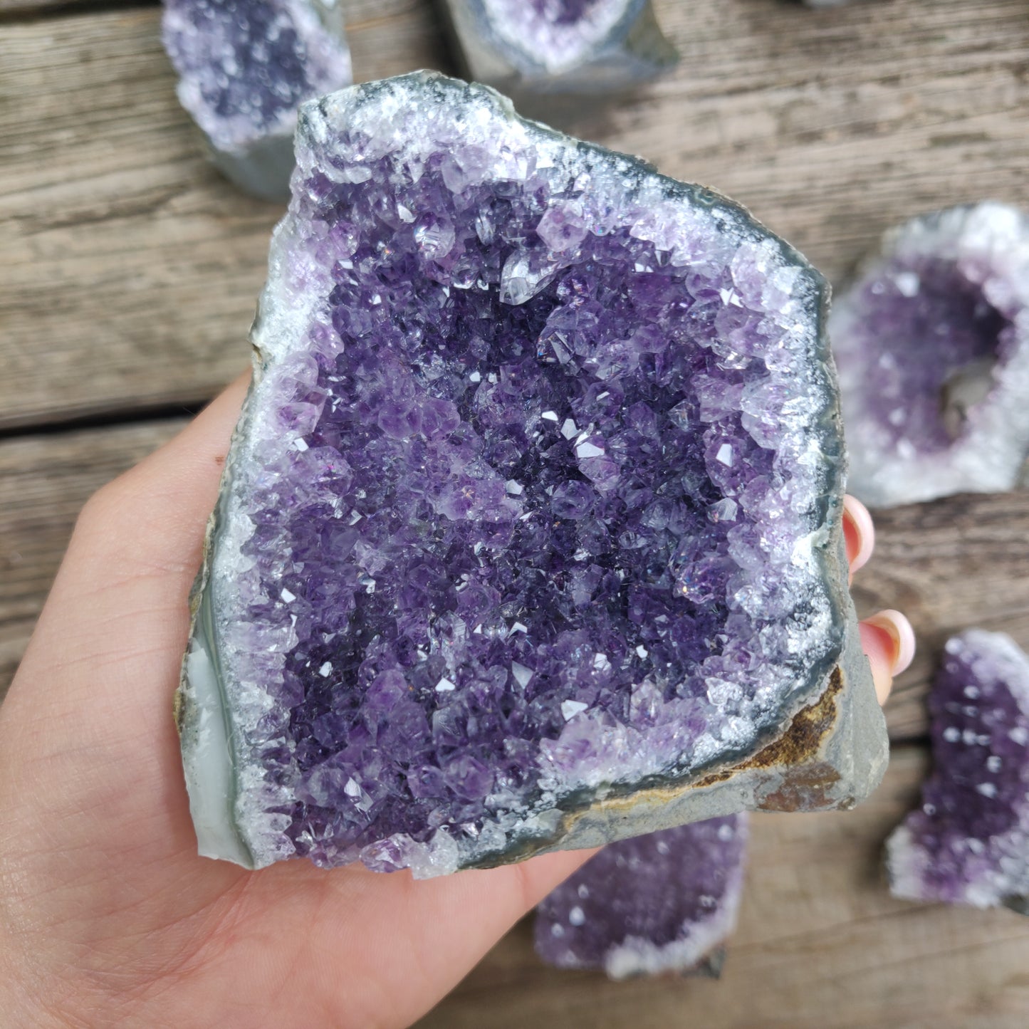 Amethyst Geode Free Form, Cut Base (#27) - Simply Affinity