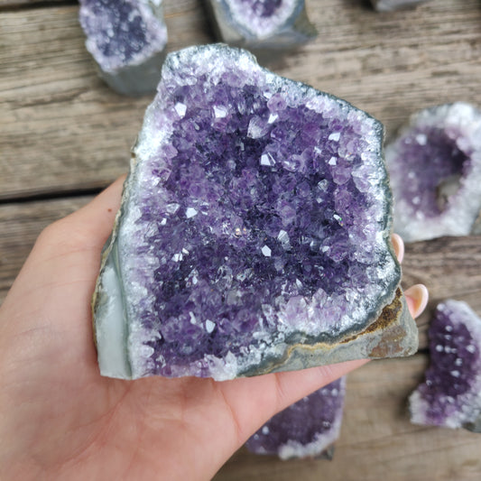 Amethyst Geode Free Form, Cut Base (#27) - Simply Affinity