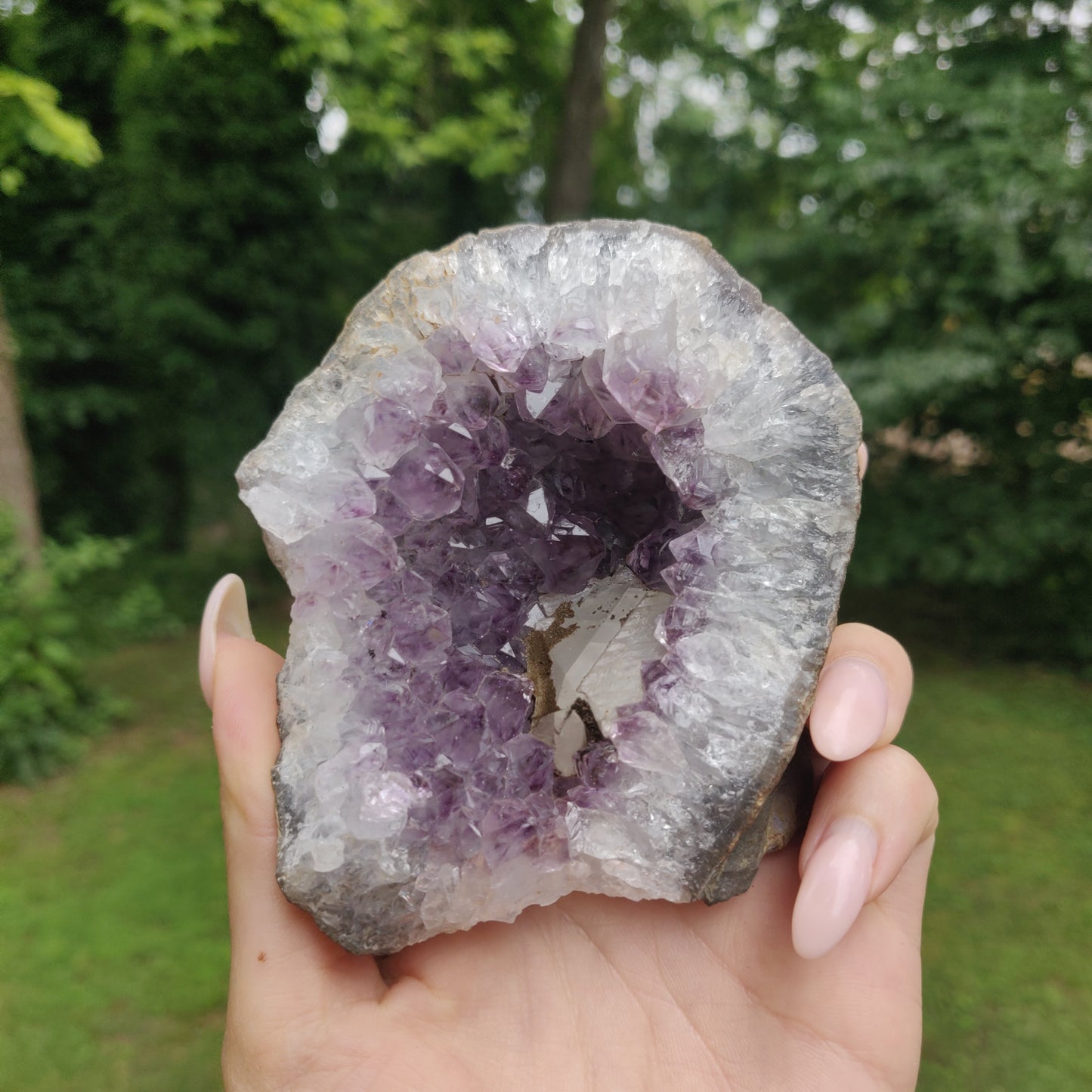 Amethyst Geode Free Form, Cut Base (#25) - Simply Affinity