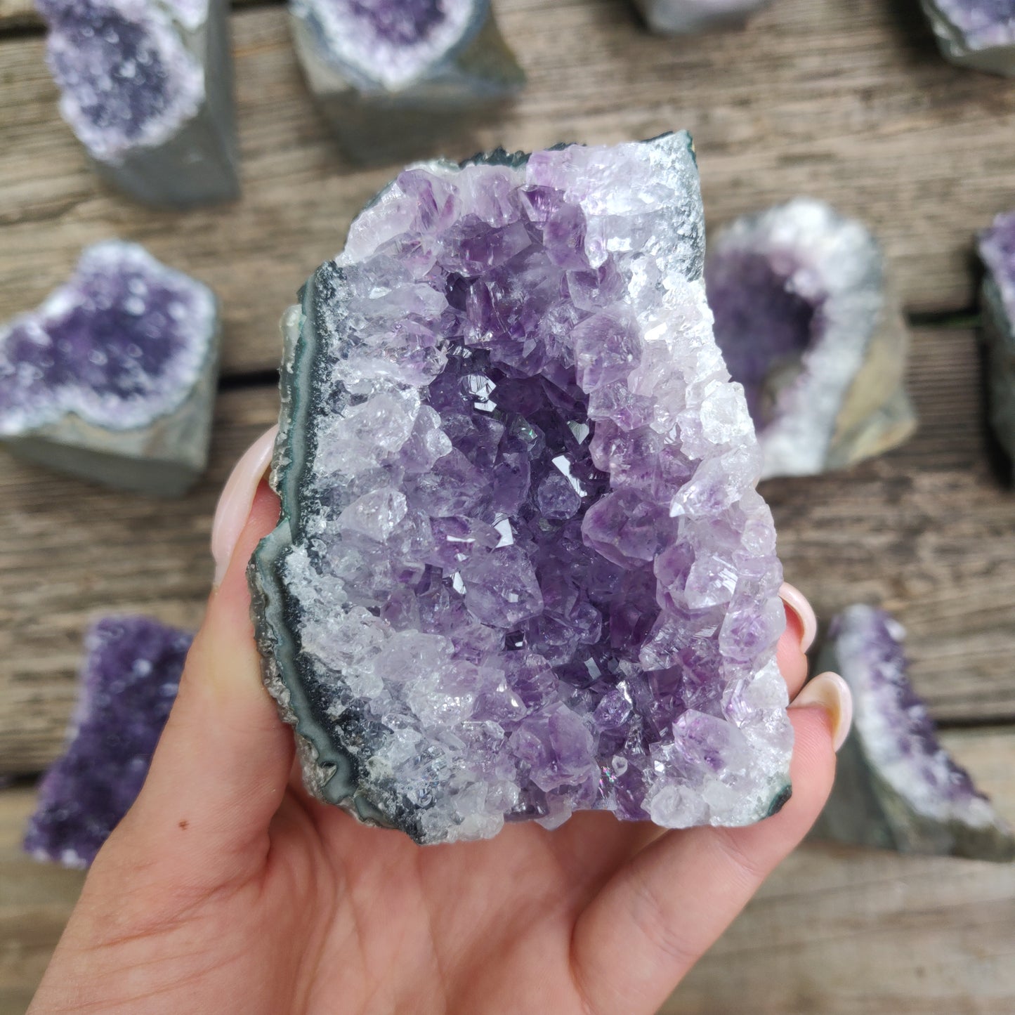 Amethyst Geode Free Form, Cut Base (#20) - Simply Affinity