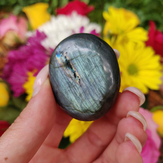 Labradorite Palm Stone (#101) - Simply Affinity