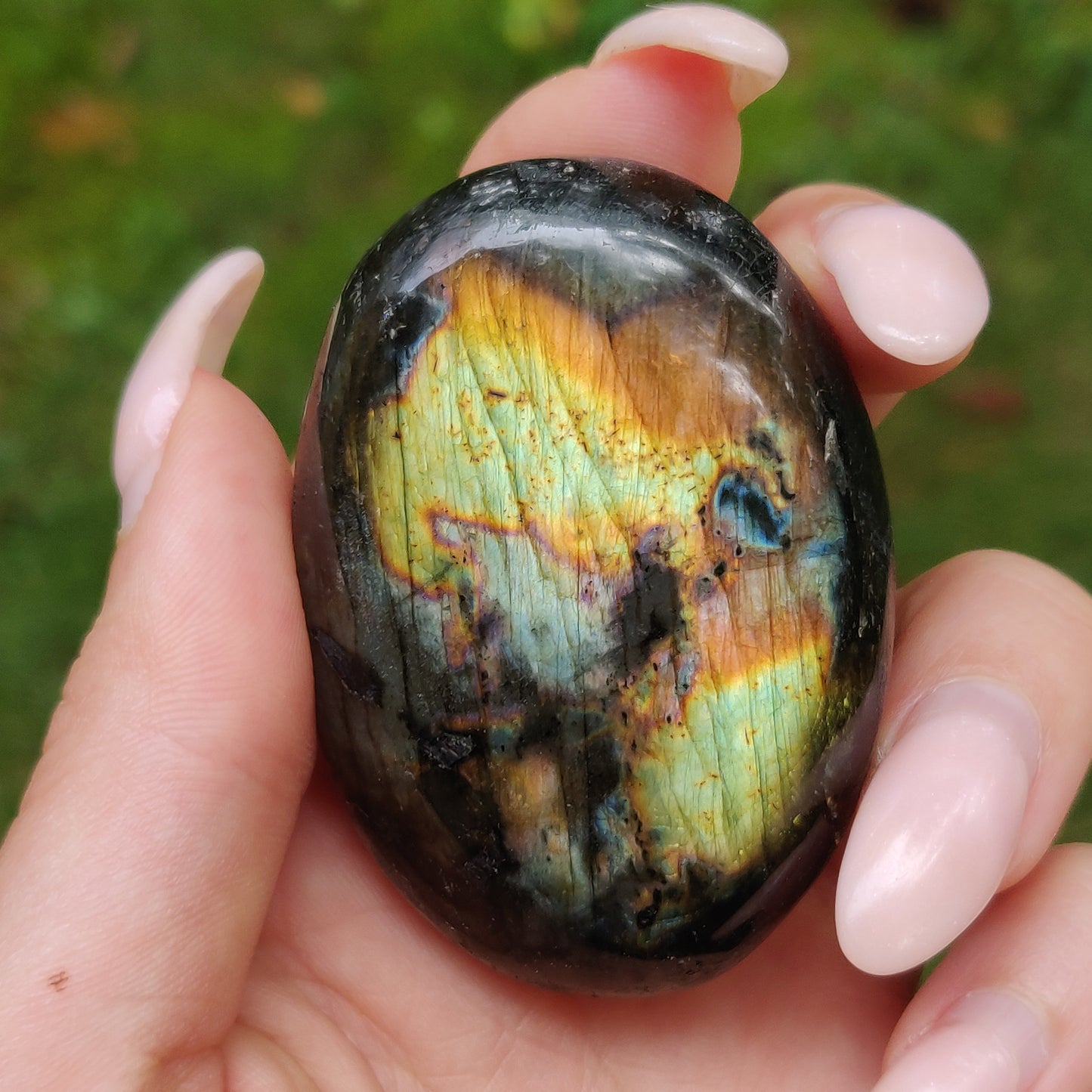 Labradorite Palm Stone (#190) - Simply Affinity