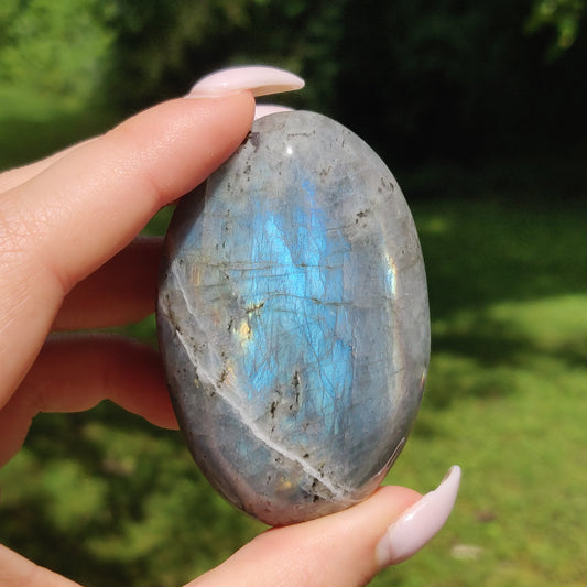 Labradorite Palm Stone (#112) - Simply Affinity
