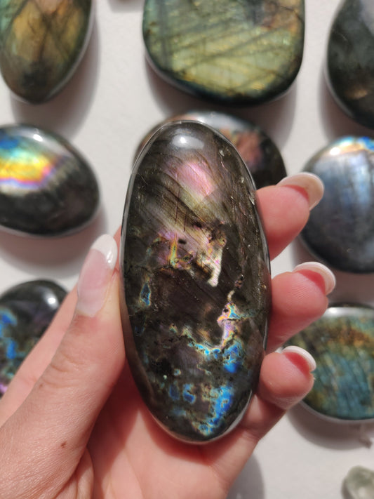 Labradorite Palm Stone (#174) - Simply Affinity