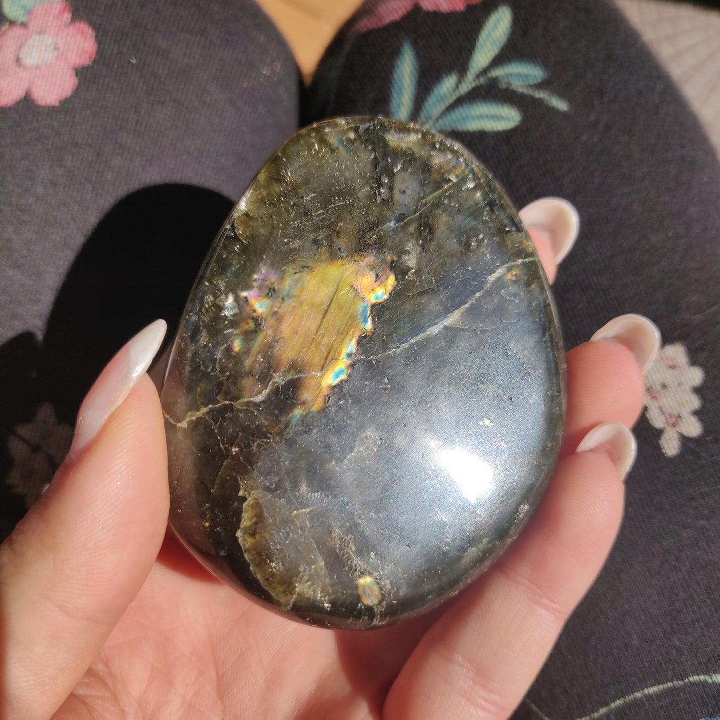 Labradorite Palm Stone (#137) - Simply Affinity