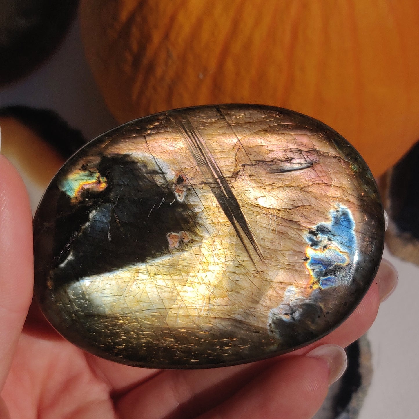 Labradorite Palm Stone (#194) - Simply Affinity