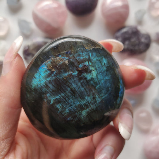Labradorite Palm Stone (#277) - Simply Affinity