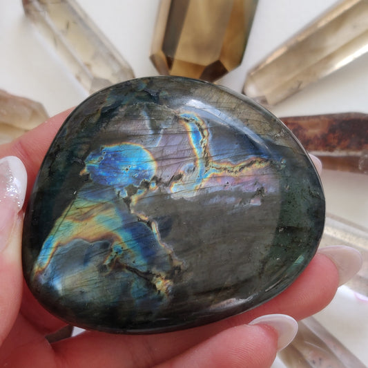 Labradorite Palm Stone (#215) - Simply Affinity