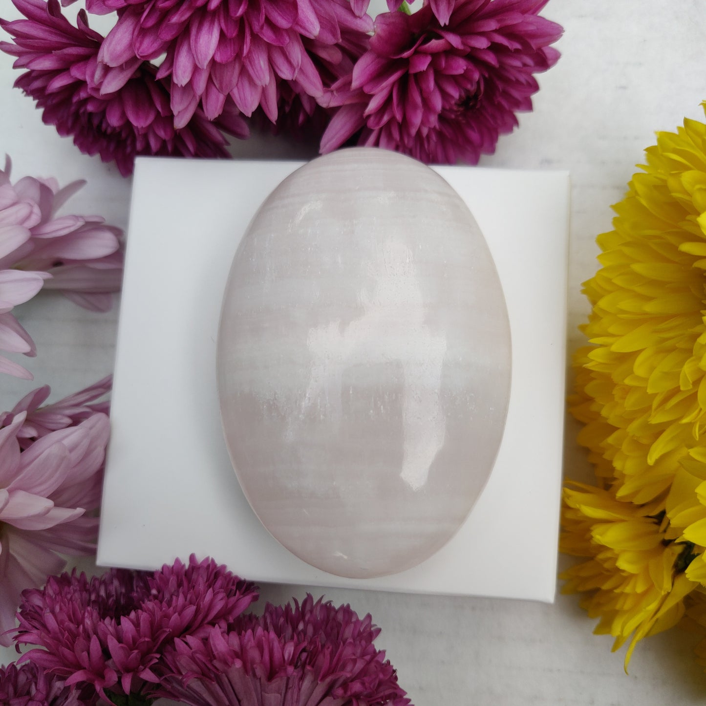Pink Mangano Calcite Palm Stone (#1) - Simply Affinity