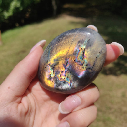 Labradorite Palm Stone (#104) - Simply Affinity
