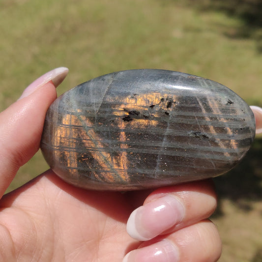 Labradorite Palm Stone (#294) - Simply Affinity