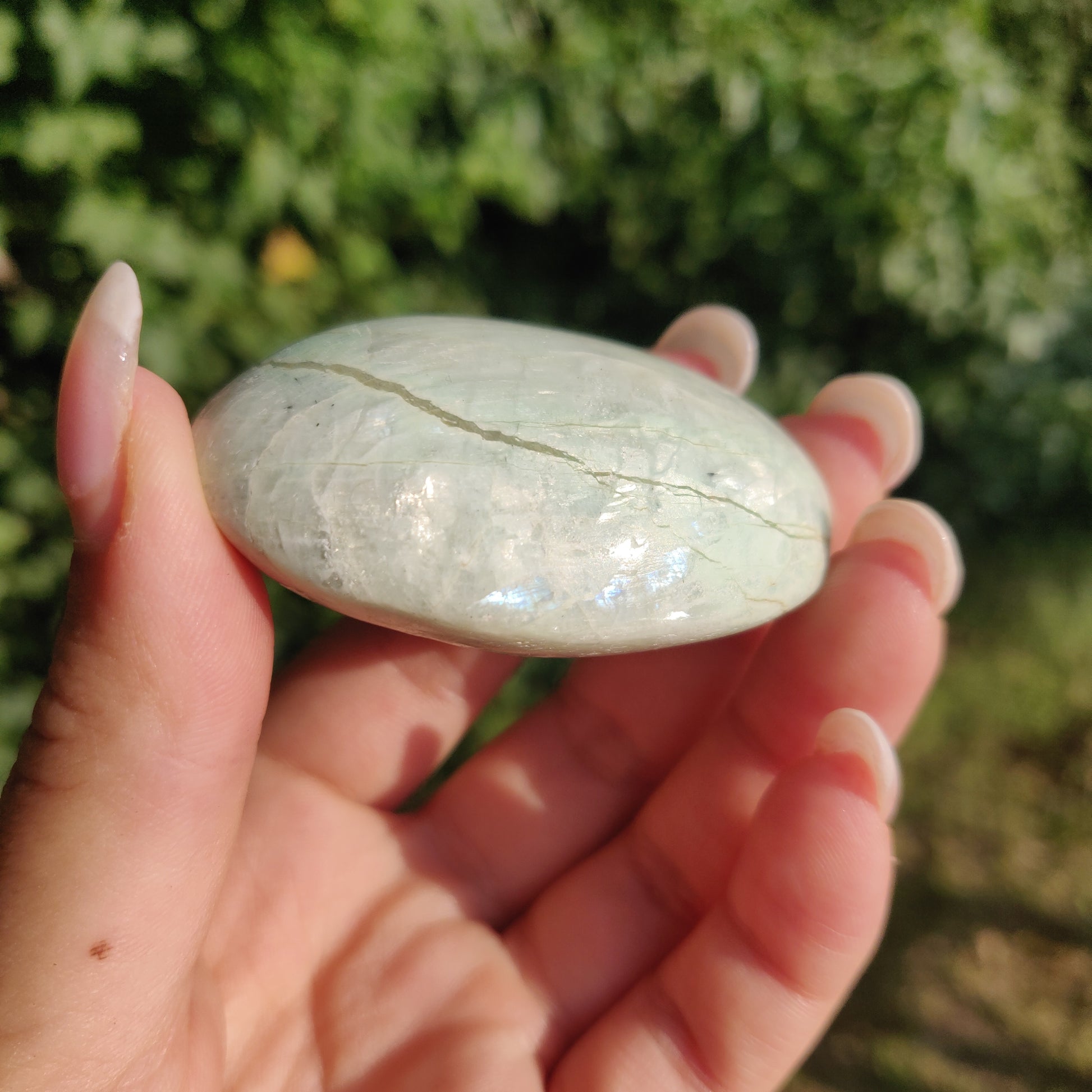 BLUE FLASH Garnierite Palm Stone (#4) - Simply Affinity