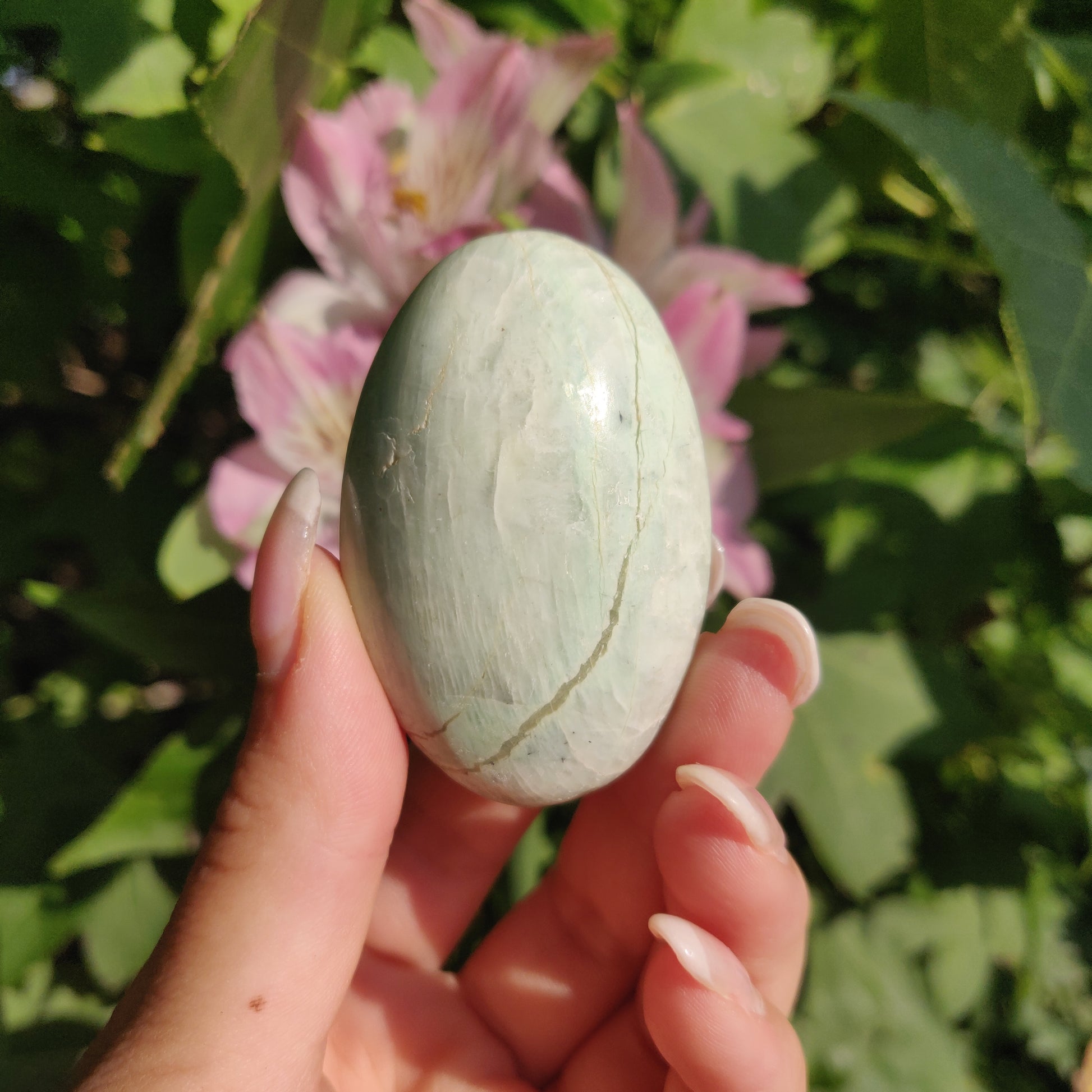 BLUE FLASH Garnierite Palm Stone (#4) - Simply Affinity