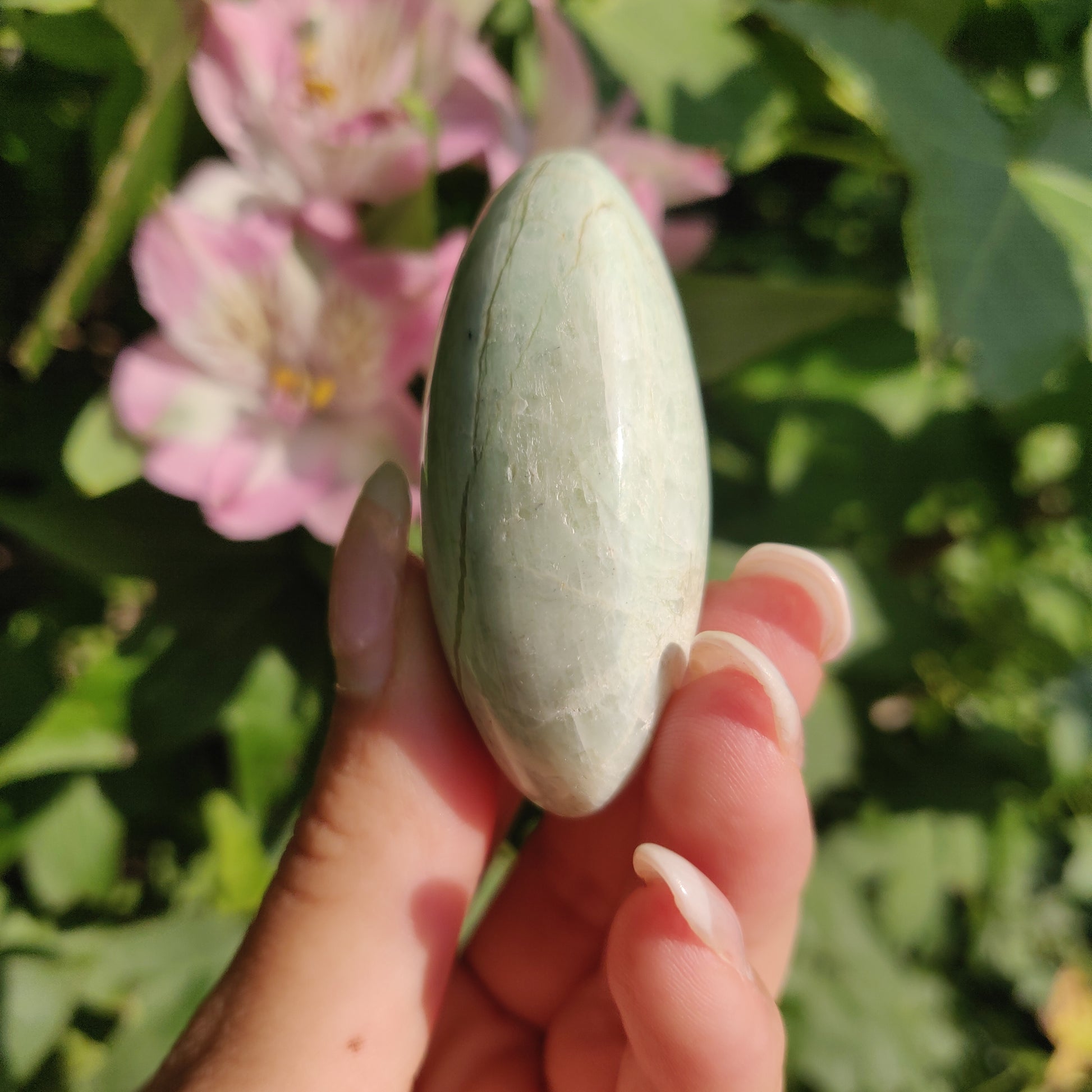 BLUE FLASH Garnierite Palm Stone (#4) - Simply Affinity