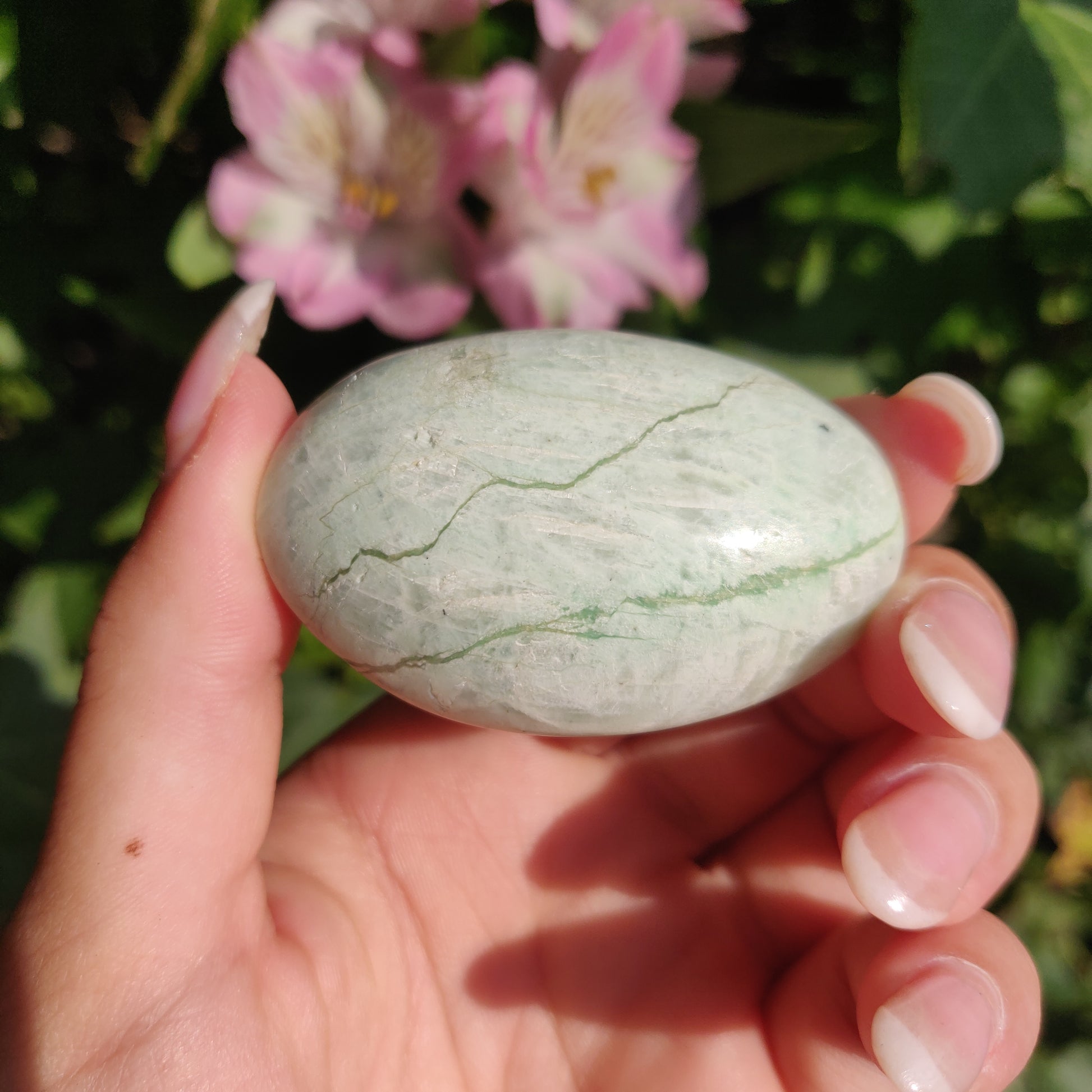 BLUE FLASH Garnierite Palm Stone (#4) - Simply Affinity