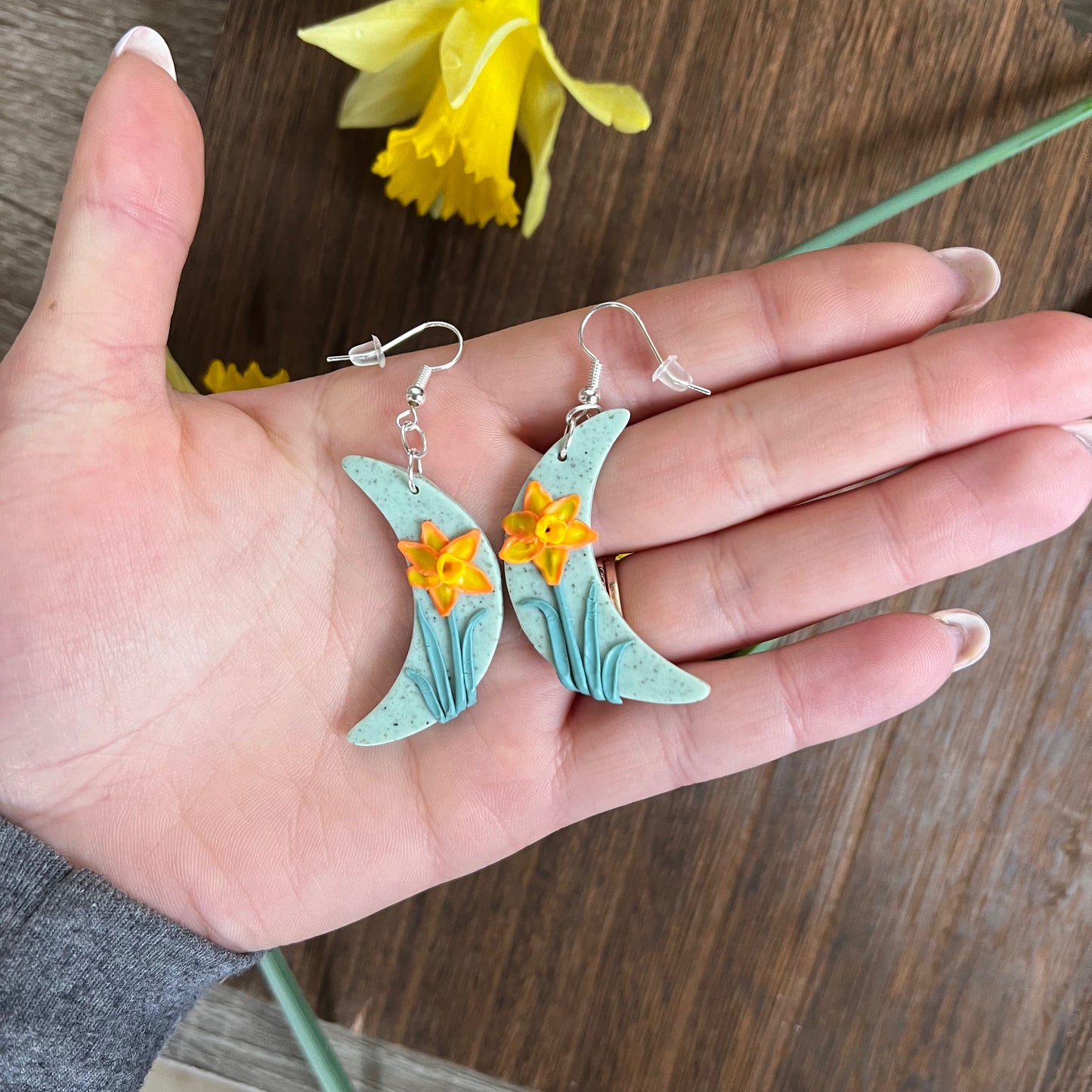 Daffodil Moon Earrings - Simply Affinity