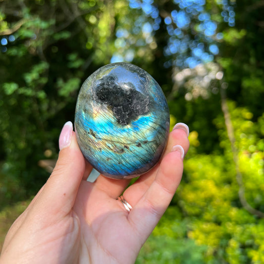 Labradorite Palm Stone (#25) - Simply Affinity
