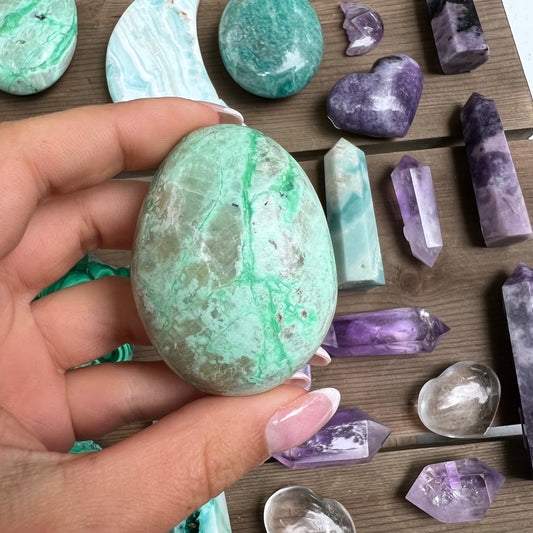 Garnierite Palm Stone (#8) - Simply Affinity