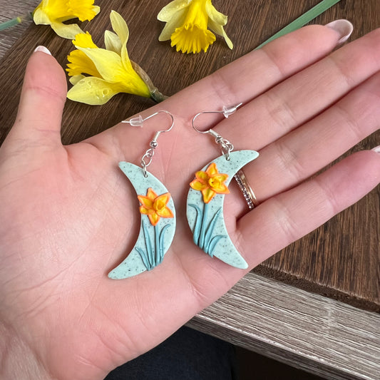 Daffodil Moon Earrings - Simply Affinity