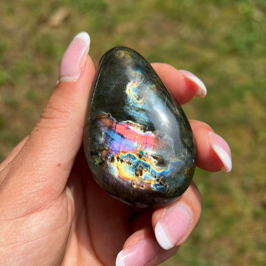 Labradorite Palm Stone (#130) - Simply Affinity