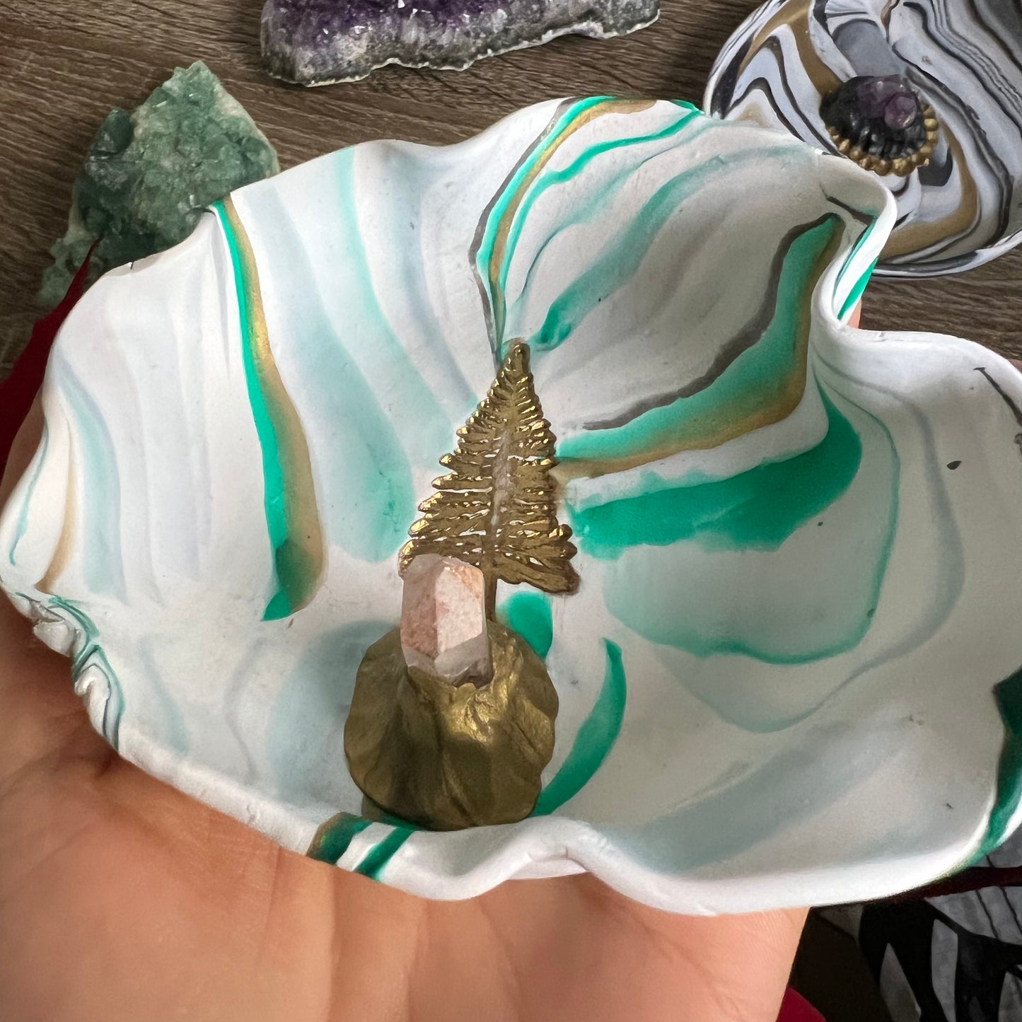 Marbled Spruce Trinket Dish with Quartz - Simply Affinity