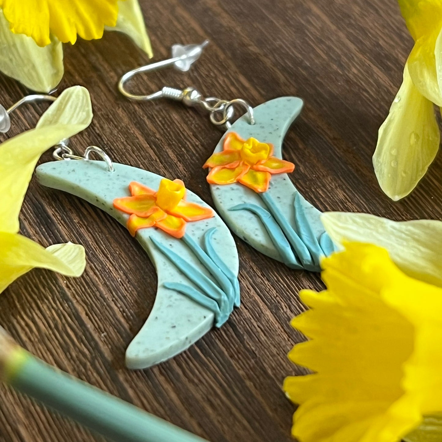 Daffodil Moon Earrings - Simply Affinity