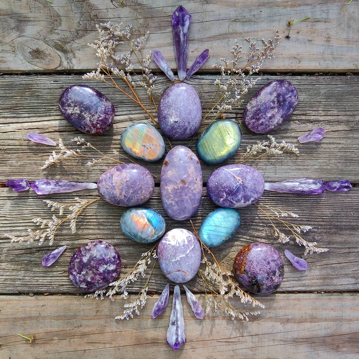 STRESS RELIEF ❖ Crystal Grid