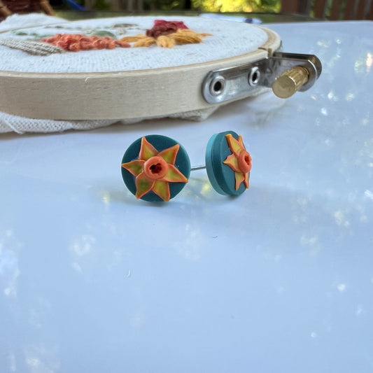 Daffodil Stud Earrings