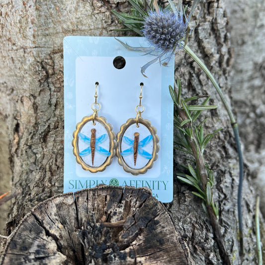Scalloped Frame Dragonfly Earrings