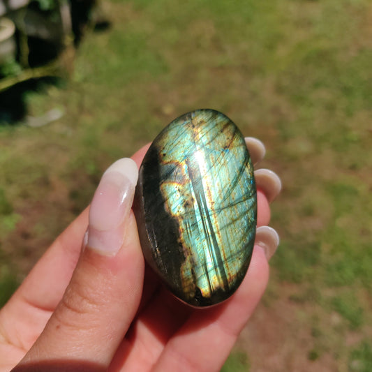 Labradorite Palm Stone (#281) - Simply Affinity