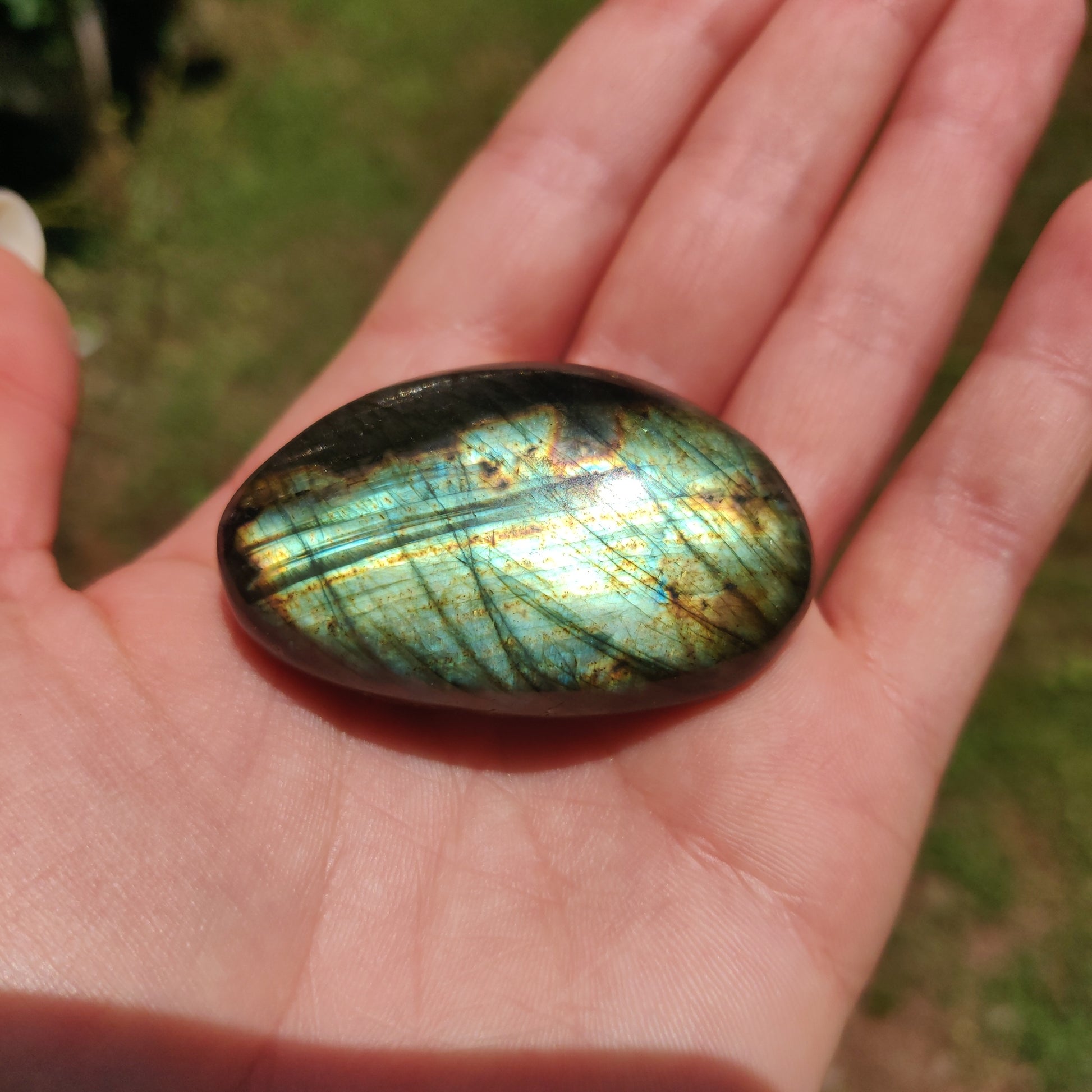 Labradorite Palm Stone (#281) - Simply Affinity