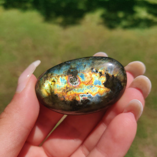 Labradorite Palm Stone (#284) - Simply Affinity