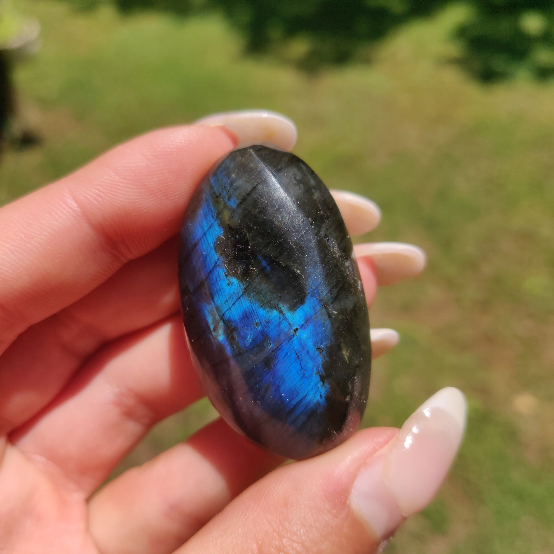 Labradorite Palm Stone (#302) - Simply Affinity