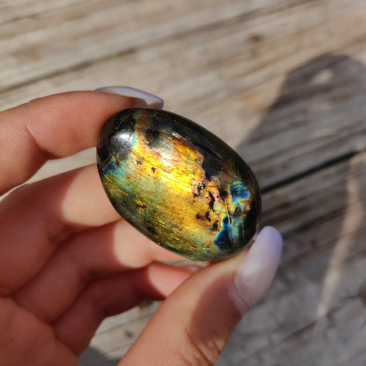 Labradorite Pocket Stone (#154)