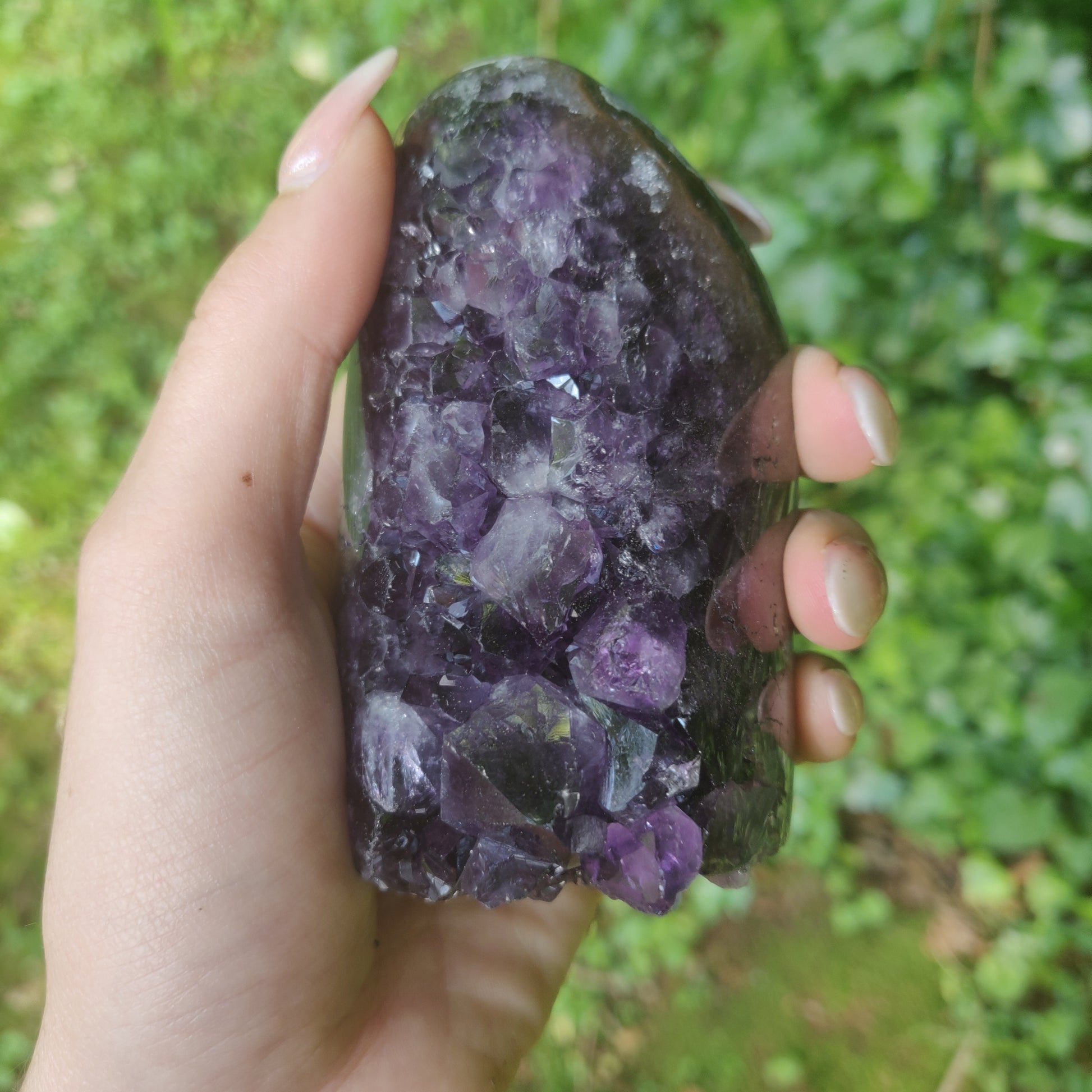 Amethyst Geode Free Form, Polished (#3) - Simply Affinity