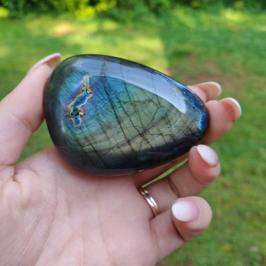 Labradorite Palm Stone (#M7)