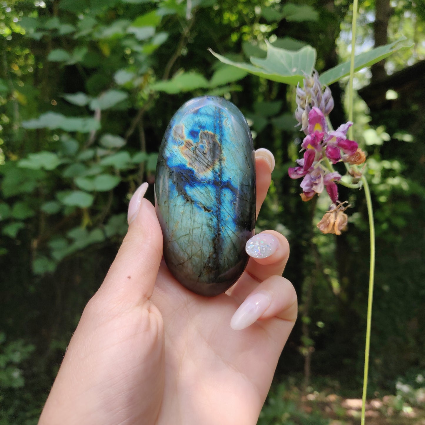 Labradorite Palm Stone (#E107)
