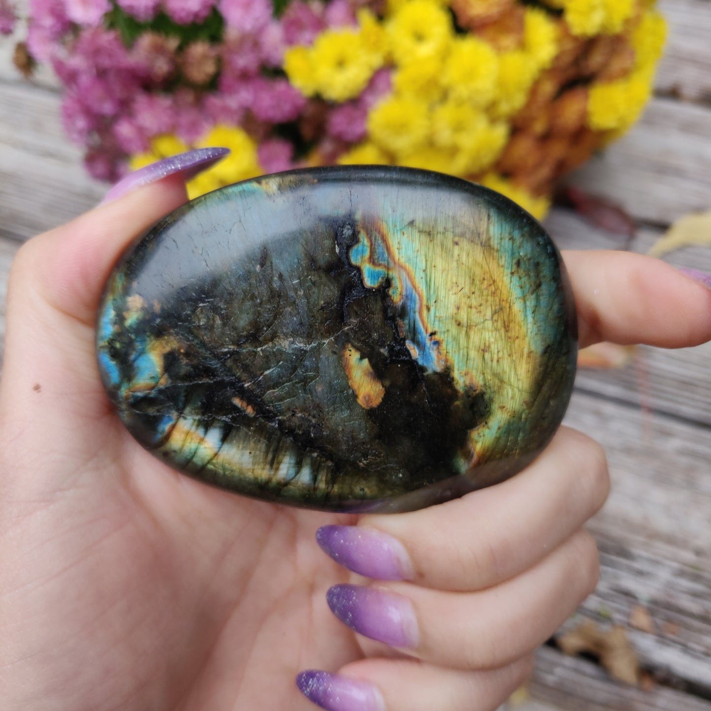 Labradorite Palm Stone (#A17)