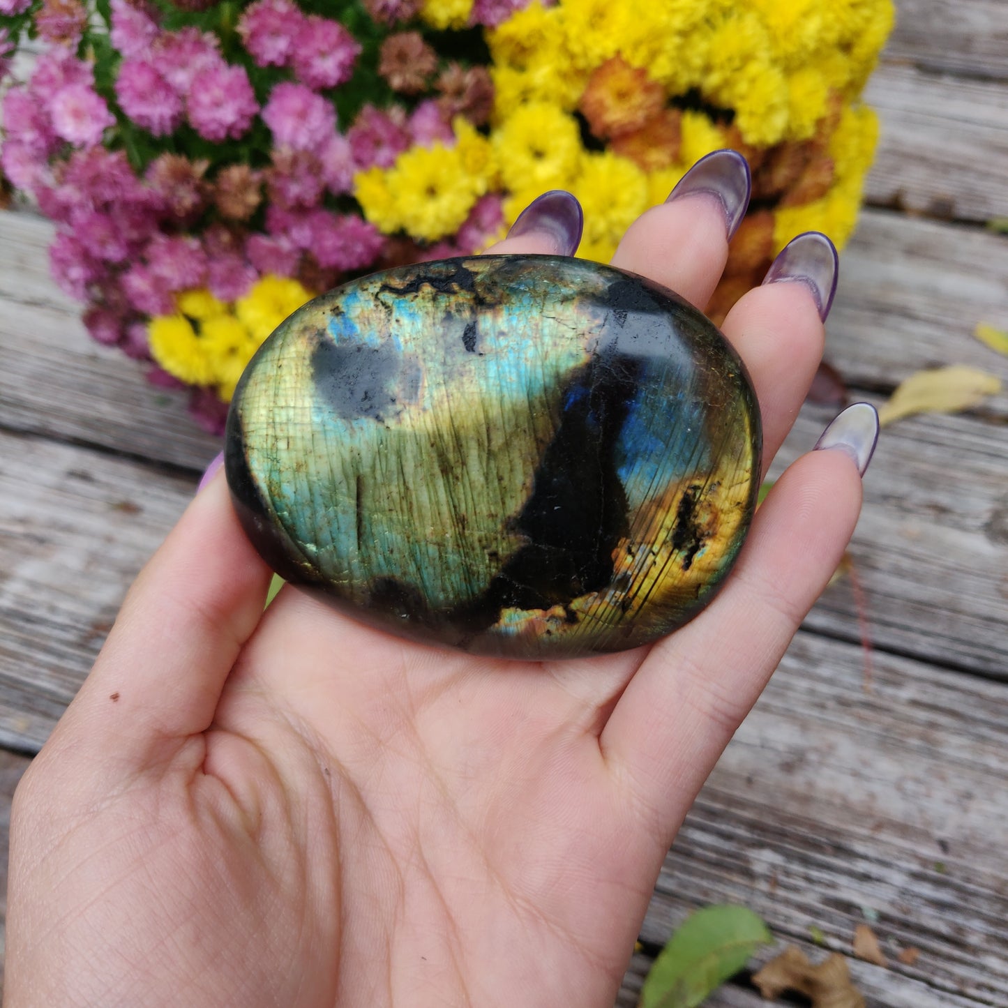 Labradorite Palm Stone (#A17)