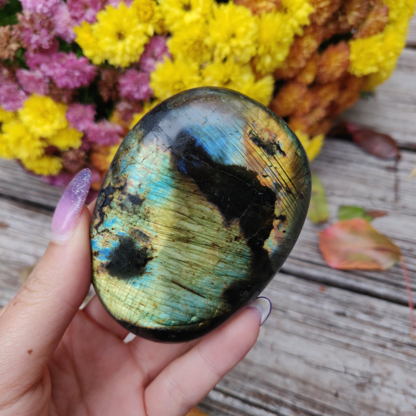 Labradorite Palm Stone (#A17)